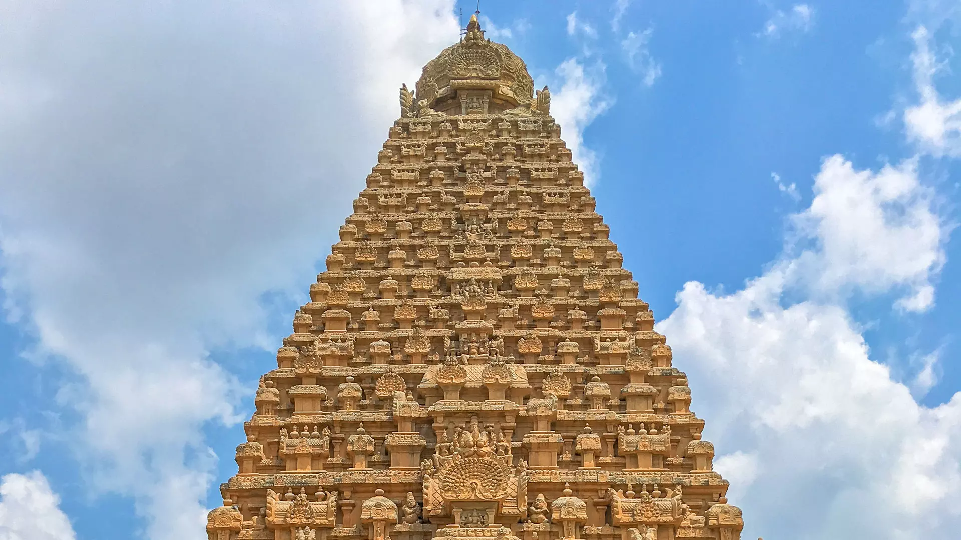 Brihadeeswara Temple | Thanjavur | UNESCO World Heritage Sites in Tamil Nadu