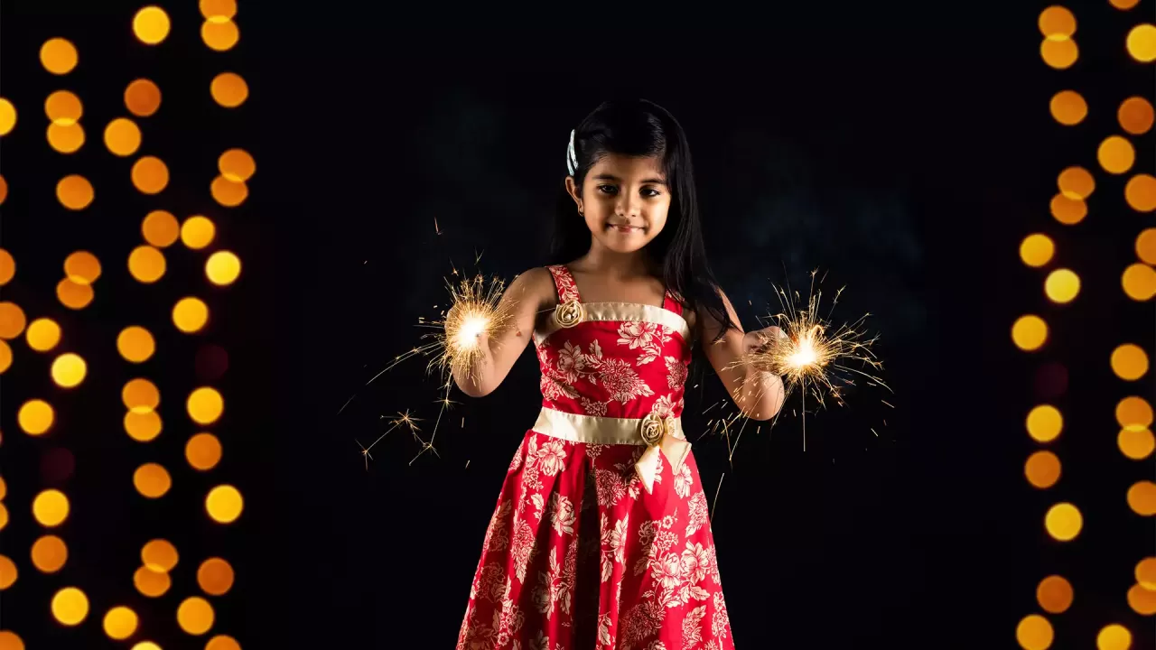 Deepavali | Festivals & Events | Tamil Nadu Tourism