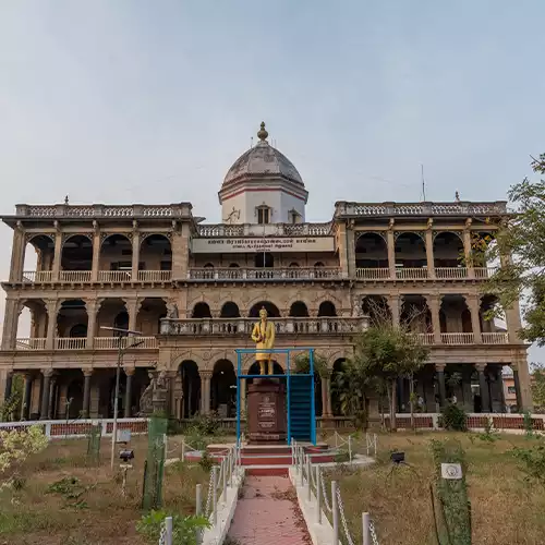 Rajagopala Thondaiman Palace