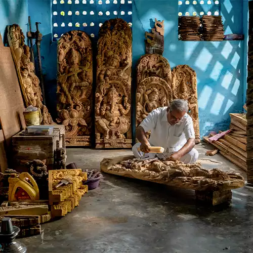 The wood carving craft, Thammampatti