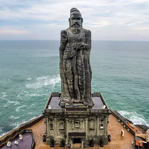 Thiruvalluvar Statue