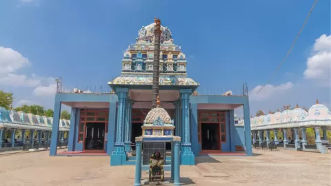 1008 Lingam Temple