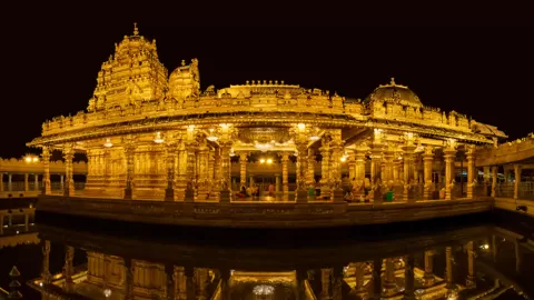 Sri Lakshmi Golden Temple, Sripuram