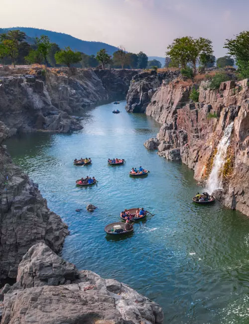 Hogenakkal Waterfalls