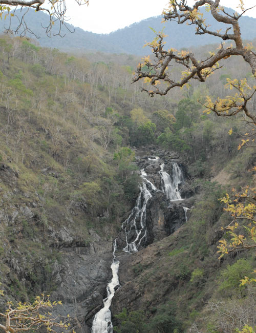 Kalhatti Waterfalls